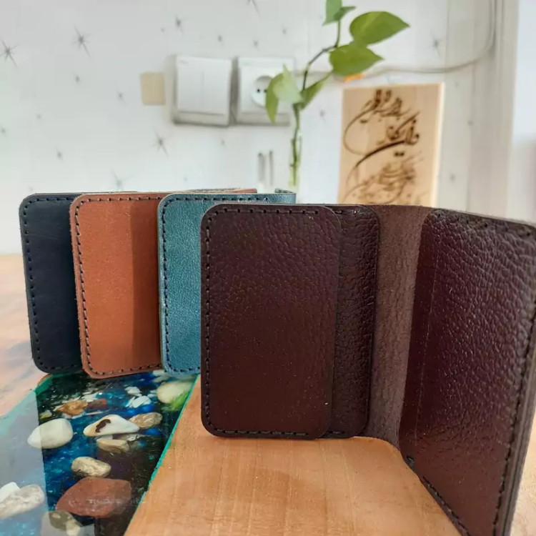 جاکارتی چرم طبیعی گاو دست دوز کد 01