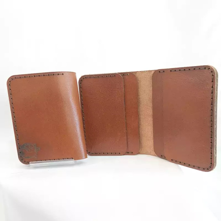 جاکارتی چرم طبیعی گاو دست دوز کد 01